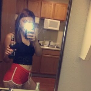 Meet your Posher, Kaycee